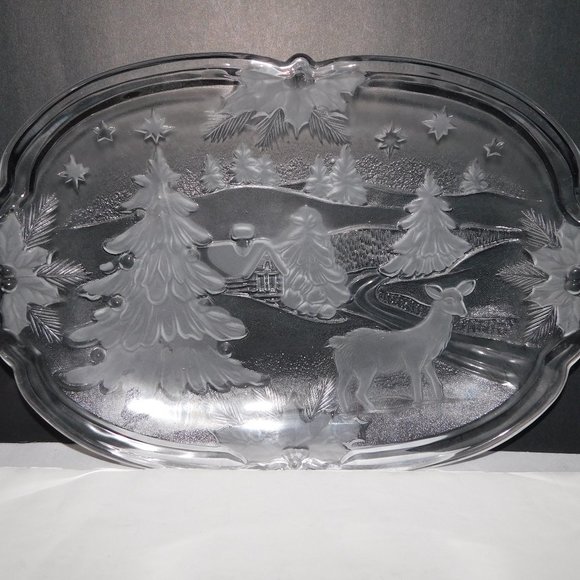 Vintage 90s Mikasa Christmas Woods Canape Tray WY347 Glass Deer 10"